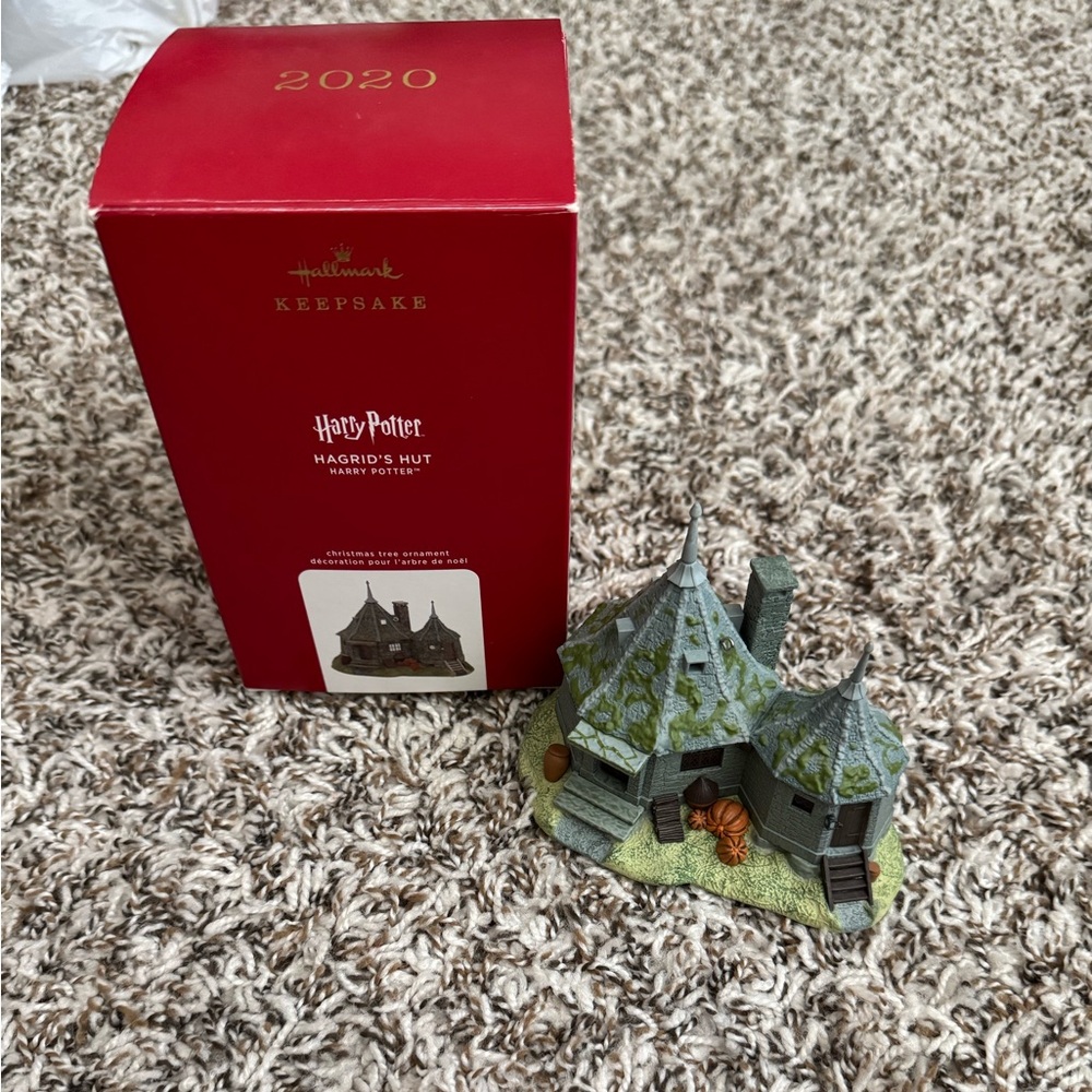 Hallmark Harry Potter Hagrid's Hut Keepsake Ornament - Gray and Green